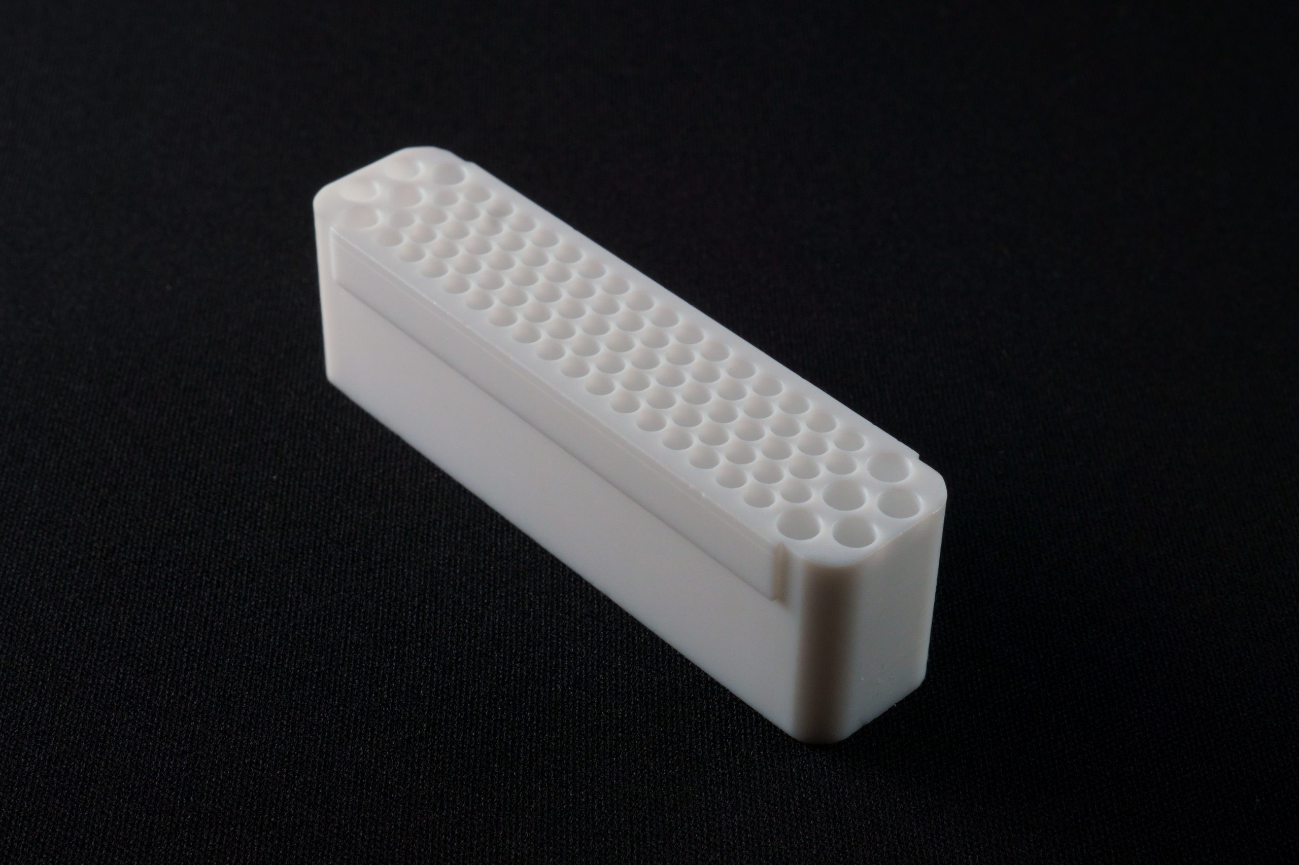 PTFE ハチの巣形状